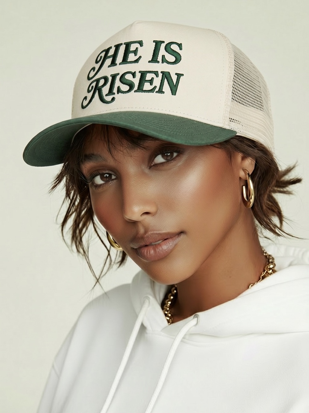 NWT Women’s Trucker Hat Cream and Green Embroidered He Is Risen Baseball Cap